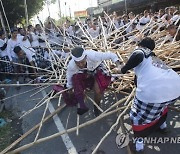 INDONESIA BALI MEKOTEK RITUAL