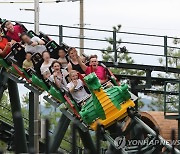 춘천서 레고랜드, 불국사 템플스테이...잼버리 끝났지만  여흥 즐기는 대원들