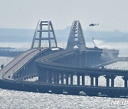 크름반도 하루 만에 두 차례 공격…"합당한 대가 치를 것"(종합)