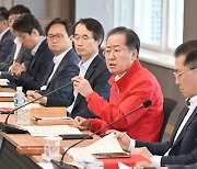 홍준표 대구시장 “하반기 TK신공항 성공적 출발이 최대 과제”