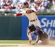 Twins Phillies Baseball