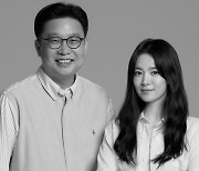 12년째… 송혜교, 광복절 맞아 독립운동 안내서 1만 부 기증