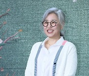 김은숙 "애국 드라마 하고 싶었다"… '대사 오글거려' 반응에 내놓은 대답은?