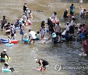 피서객 몰린 계곡