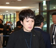 빈소 도착한 김은혜 홍보수석