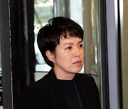 [포토]尹 대통령 부친 윤기중 연세대 명예교수 빈소 찾은 김은혜 대통령실 홍보수석