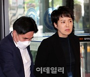 [포토]尹 대통령 부친 윤기중 연세대 명예교수 빈소 들어서는 김은혜 대통령실 홍보수석