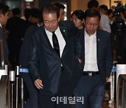 [포토]尹 대통령 부친 빈소 찾은 박주선 전 국회부의장