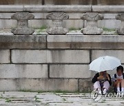 [내일 날씨] 동해안 제외 전국 연일 무더위…33도 웃도는 체감온도