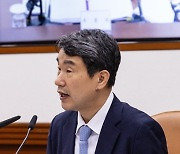 이주호 부총리, 사회관계 장관회의에서 의제 설명