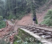 INDIA HIMACHAL PRADESH LANDSLIDE