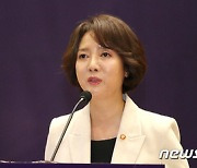 이영 "10월 상인 100명과 '대한민국 전시상황' 토론회 열겠다"