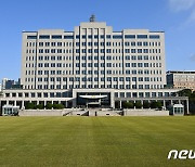 [속보] 대통령실 "오염수 방출 시점, 한일 당국 간 얘기한 적 없어"