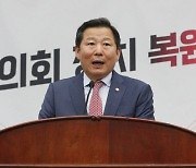 이철규 “승선 불가” 발언에…윤상현 “당지도부, 수도권 경쟁력 없다” 반격