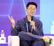 “It works if you just show them what is Korean as it is,” Lee Sung-jin, director of the Netflix series BEEF