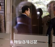 [포토] 검찰 출석하는 이재명 대표