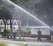 전북 폭염특보 한낮 30~32도…동부 오후 소나기[오늘날씨]