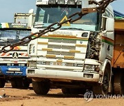 BENIN NIGER TRUCKS