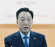 “헌혈자들 존경·예우받게… 정부가 손 못 댄 곳 찾아가겠다”