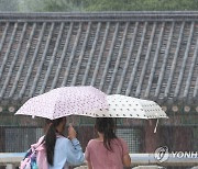 [내일날씨] 토요일도 찜통더위…남부·제주 많은 비