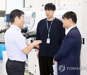 이차전지 소재 기업 방문한 주영준 산업정책실장