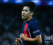 답답했던 PSG, 이강인도 별 수 없었다...'슈팅 1회+경고' 50분 소화, 평점 7.0→PSG는 음바페의 복귀골에도 1-1 무