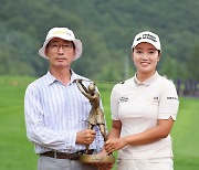 2연패에 성공하며 부모님께 고마움을 전한 한진선 [KLPGA 하이원리조트 우승]