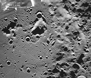 47년 만에 쏜 달 탐사선 추락…‘우주강국’ 체면 구긴 러시아