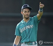 시애틀 로드리게스, 알투베 2천 안타에 '찬물'…4경기 17안타쇼(종합)