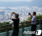 서울 아파트 매매가격, 14개월 만에 상승 전환