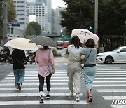 해 진 뒤 수도권 최대 60㎜ 소나기…일부 지역 '열대야' [퇴근길날씨]