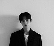 [Hⓓ포토] "바라보면 심쿵" ㅣ 황민현