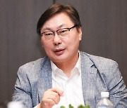 이화영 변호인 ‘해광’ 결국 사임... “李 부인 비난 계속돼 변론 어려워”