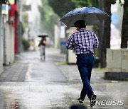 충북, 낮 최고 34도 막바지 무더위…오후부터 소나기