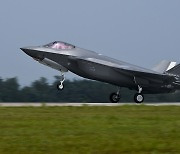 공군, 순항미사일 추적·요격훈련…F-35A·F-15K·헬기 등 동원