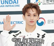 NCT 마크, 미성년자 악플러 용서…SM "예외적 선처, 사과문 게시"