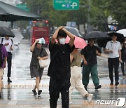 호우에 전남서 주민 대피 소동…경기 김포 도로 옹벽 유실(종합)