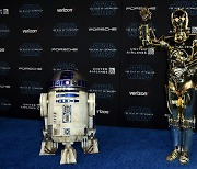 '스타워즈' C-3PO 현실판?…100개 언어 구사하는 메타 AI