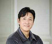 [인터뷰①] 이선균 "신인 유재선 감독, '봉준호 키드' 기대치 높았다"('잠')