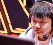 [기록으로 본 LPL] '한국용병 대-호-황' LPL 미드라이너, 최고는 누구?