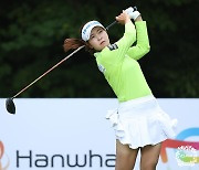 박민지, 한화클래식 이틀 연속 선두권…4번째 메이저 우승컵 조준 [KLPGA]