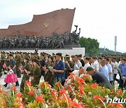 北, '위성 실패' 주민에 미공개…"핵보유국으로 솟구쳤다"