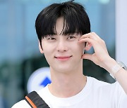 황민현 ‘인간 포카리스웨트’[포토엔HD]