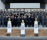 보훈부, 육사 독립군 영웅 흉상 철거 지시설에 “사실 무근”