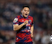 [GOAL 현장리뷰] ‘안방 무적’ 김천, 충남아산 상대 4-0 승...홈 7연승 달성