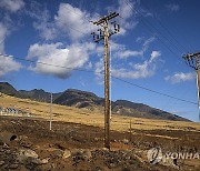 Hawaii Fires Power Lines