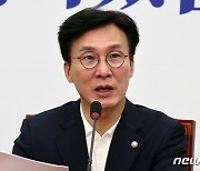 김민석 정책위의장 "국민불안·불편 초래 등 5대 분야 면밀히 심사할 것"