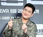 '신병2' 남태우, '훈훈한 손하트' [사진]