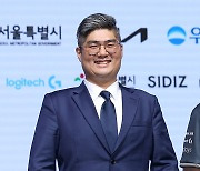 [포토S] 미소 짓는 강성훈 감독