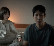 [Herald Review] Sleepwalking husband turns idyllic newlyweds’ lives into horror in ‘Sleep’